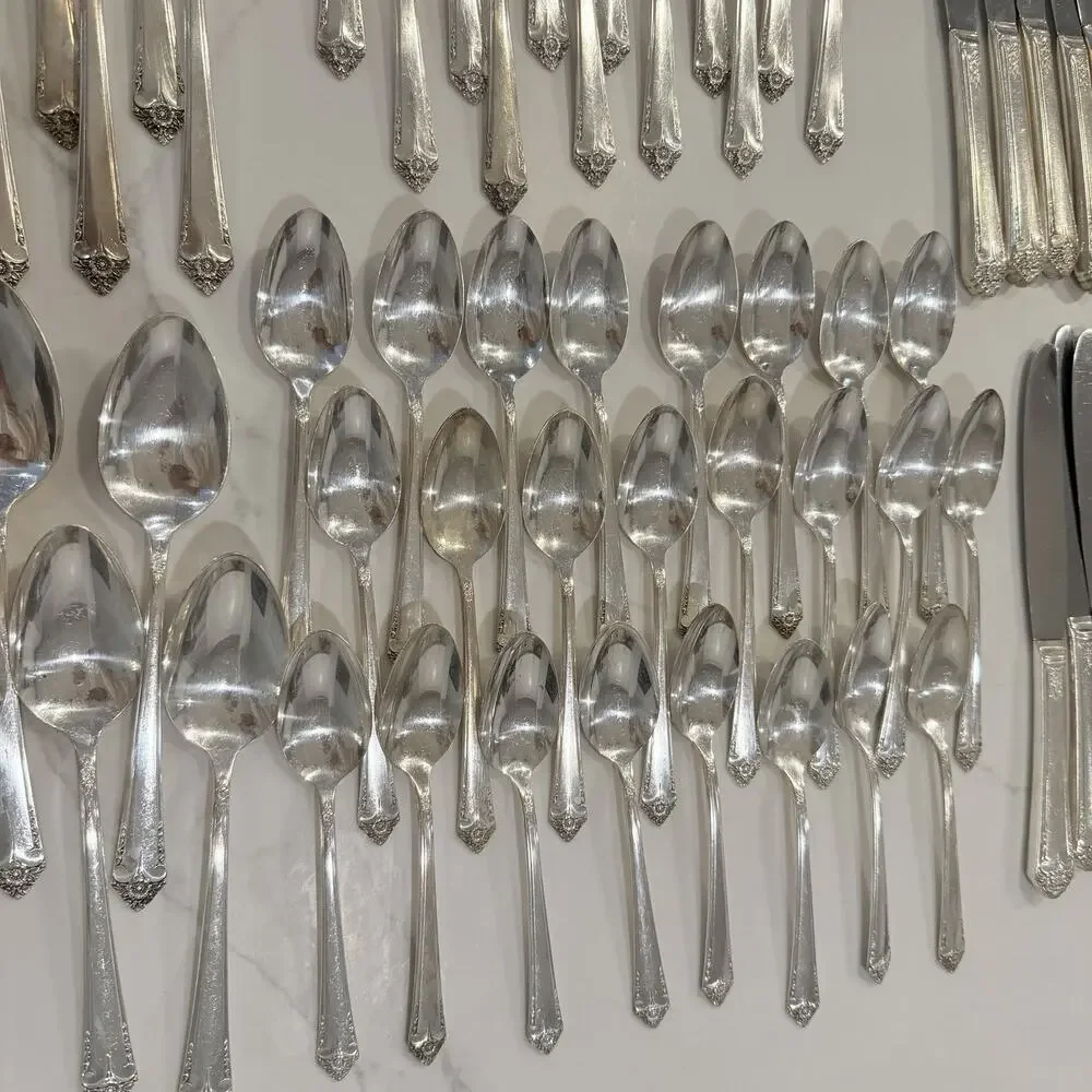 72pc International Silver Rogers Bros Silverplate 1950 Starlight Flatware Set 12
